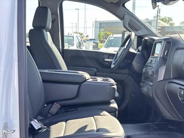 2026 Chevrolet Silverado 3500HD Crew Cab, Long Bed, WT Dual Rear Wheel, RWD