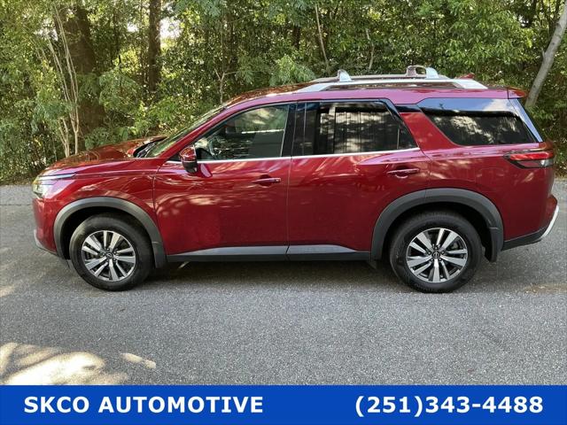 2024 Nissan Pathfinder SL FWD