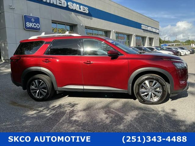 2024 Nissan Pathfinder SL FWD