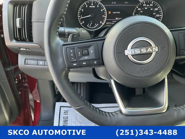 2024 Nissan Pathfinder SL FWD