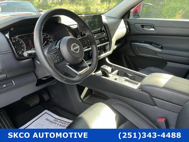 2024 Nissan Pathfinder SL FWD
