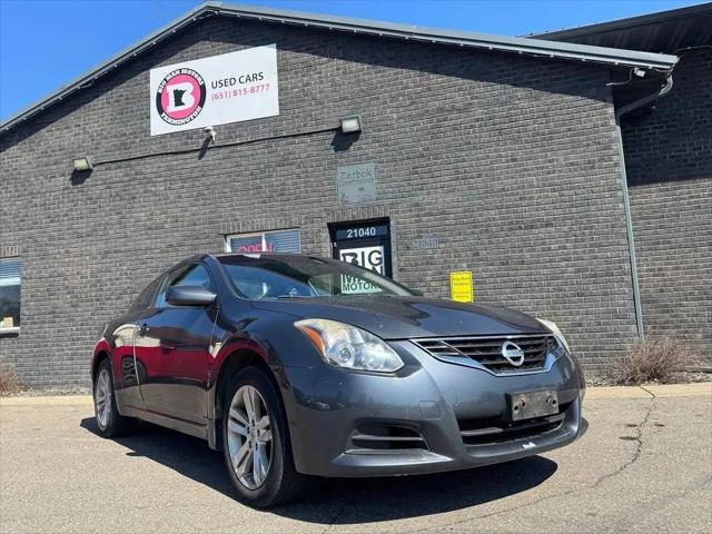 2012 Nissan Altima 2.5 S for sale in Farmington, MN