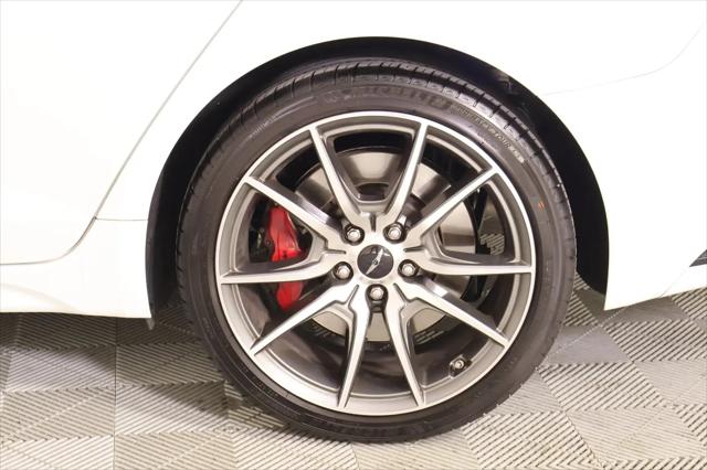 2025 Genesis G70 2.5T RWD