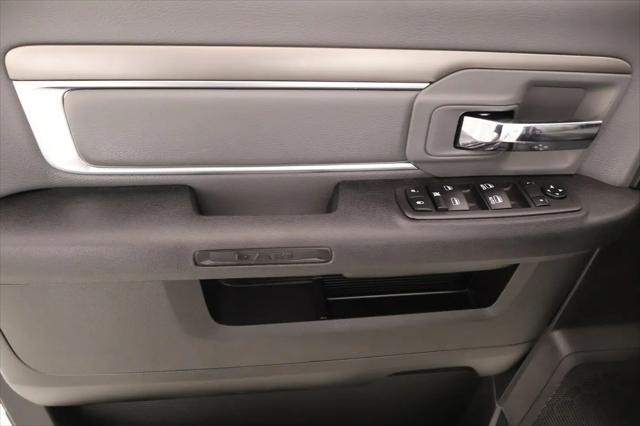 2023 Ram 1500 Classic SLT Crew Cab 4x4 5'7" Box