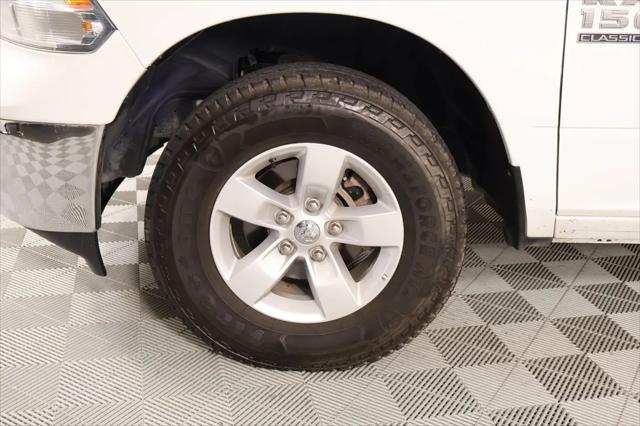 2023 Ram 1500 Classic SLT Crew Cab 4x4 5'7" Box