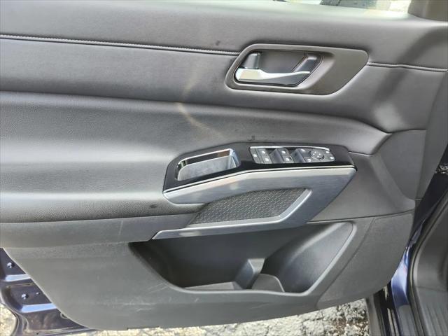 2024 Nissan Pathfinder SL 4WD