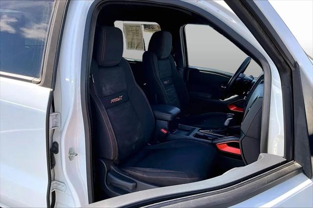 2022 Nissan Frontier Crew Cab PRO-X 4x2