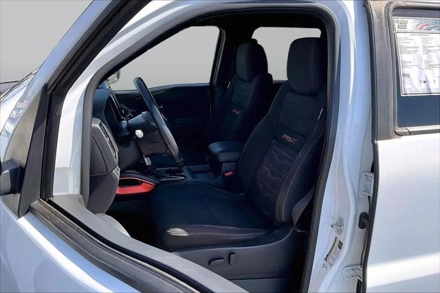 2022 Nissan Frontier Crew Cab PRO-X 4x2