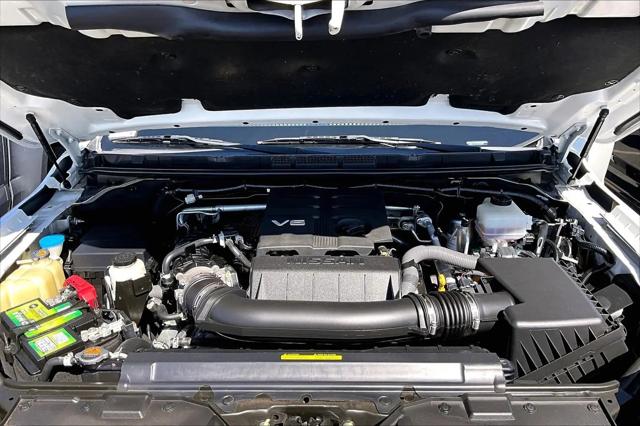 2022 Nissan Frontier Crew Cab PRO-X 4x2
