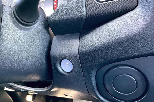 2022 Nissan Frontier Crew Cab PRO-X 4x2