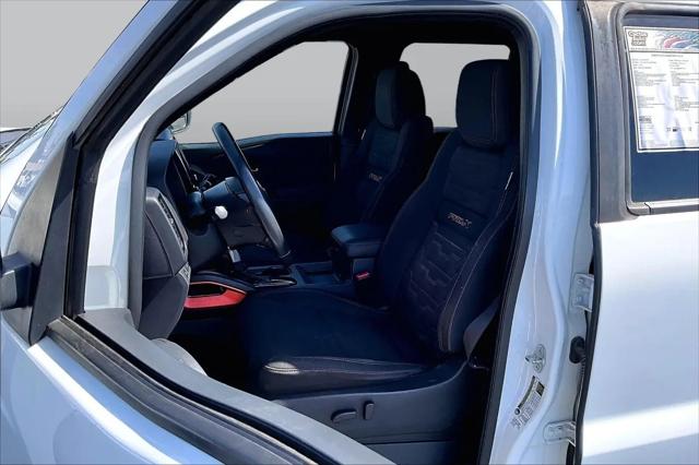 2022 Nissan Frontier Crew Cab PRO-X 4x2
