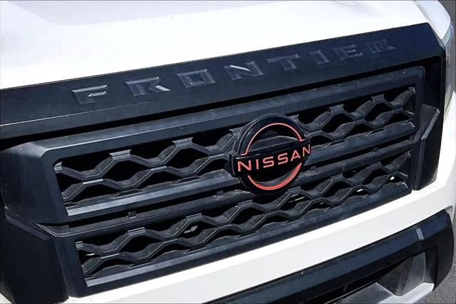 2022 Nissan Frontier Crew Cab PRO-X 4x2