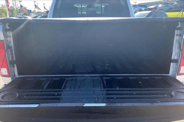 2017 Ram 1500 Big Horn Crew Cab 4x4 5'7" Box