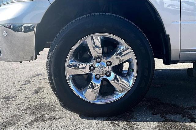 2017 Ram 1500 Big Horn Crew Cab 4x4 5'7" Box