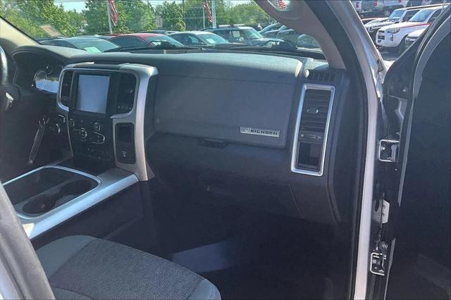 2017 Ram 1500 Big Horn Crew Cab 4x4 5'7" Box