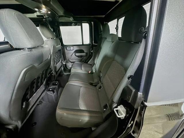 2022 Jeep Gladiator Sport