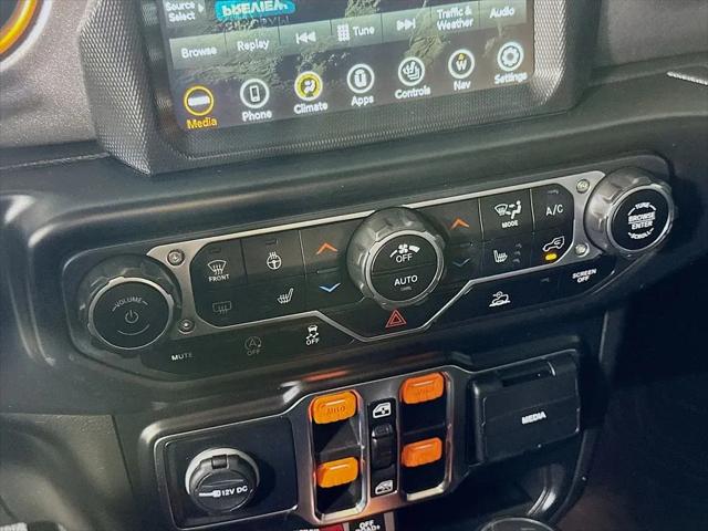 2022 Jeep Gladiator Sport