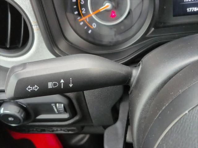 2025 Jeep Wrangler 4-Door Summit 4x4