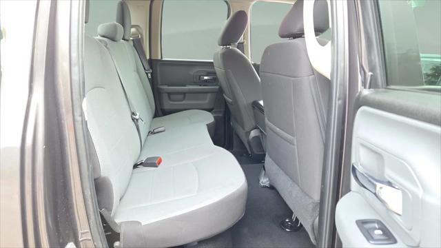 2024 Ram 1500 Classic SLT Quad Cab 4x2 6'4" Box