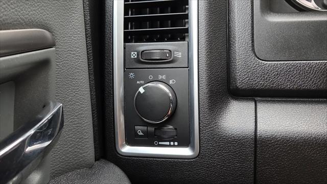 2024 Ram 1500 Classic SLT Quad Cab 4x2 6'4" Box