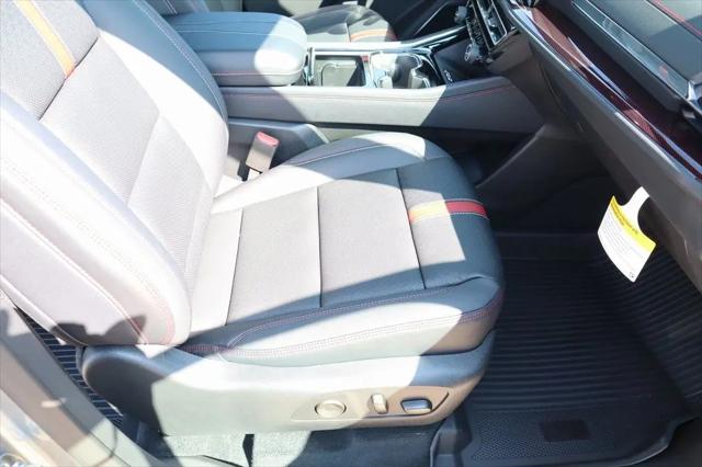 2026 Chevrolet Traverse FWD RS