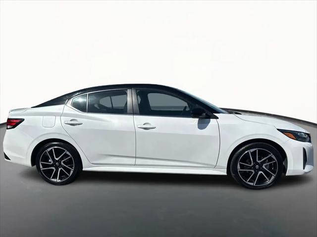 2024 Nissan Sentra SR Xtronic CVT