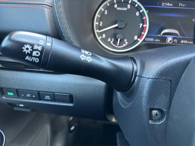 2024 Nissan Sentra SR Xtronic CVT