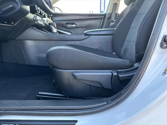 2024 Nissan Sentra SR Xtronic CVT