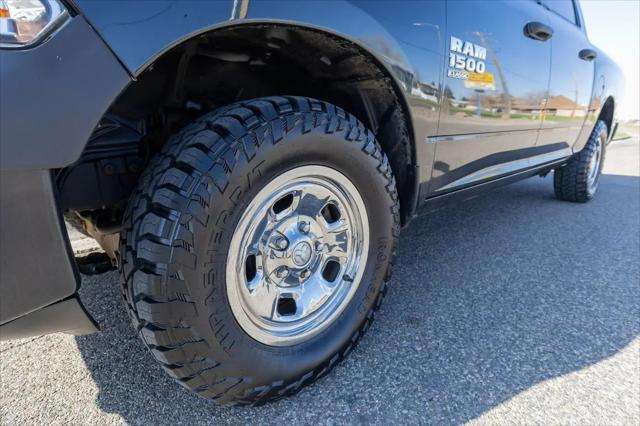 2019 Ram 1500 Classic Tradesman Crew Cab 4x4 5'7" Box