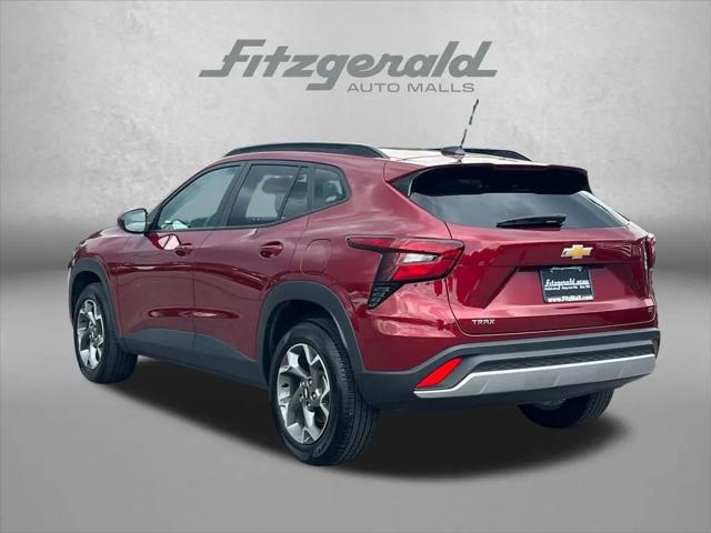2025 Chevrolet Trax FWD LT