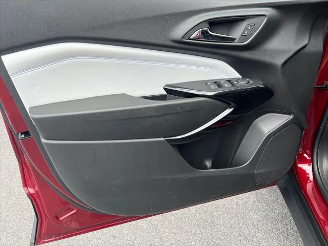 2025 Chevrolet Trax FWD LT