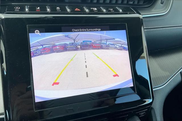 2023 Jeep Grand Cherokee L Laredo 4x4