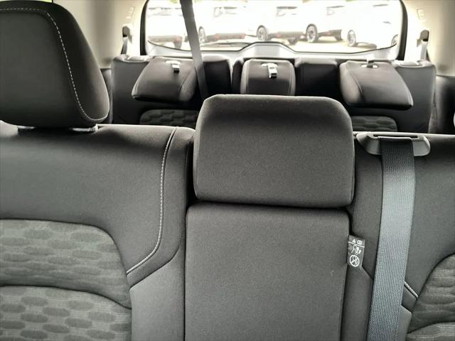 2024 Nissan Pathfinder SV 4WD