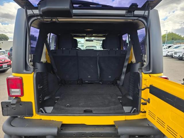 2015 Jeep Wrangler Unlimited Sport