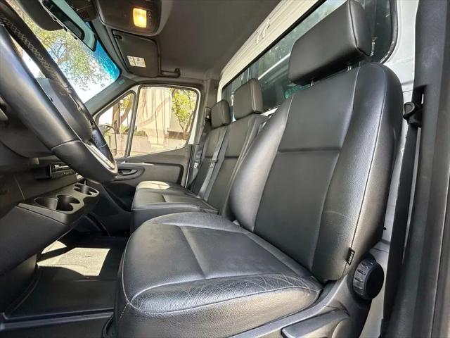 2021 Mercedes-Benz Sprinter 4500 Chassis Standard Roof V6