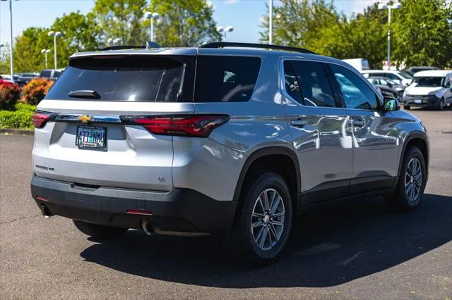 2022 Chevrolet Traverse AWD LT Cloth
