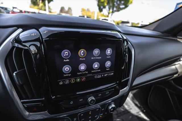 2022 Chevrolet Traverse AWD LT Cloth
