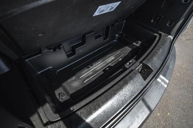 2022 Chevrolet Traverse AWD LT Cloth