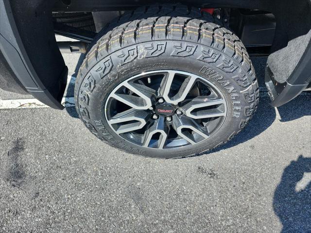 2026 GMC Sierra 1500 Crew Cab, Short Bed, AT4, 4WD
