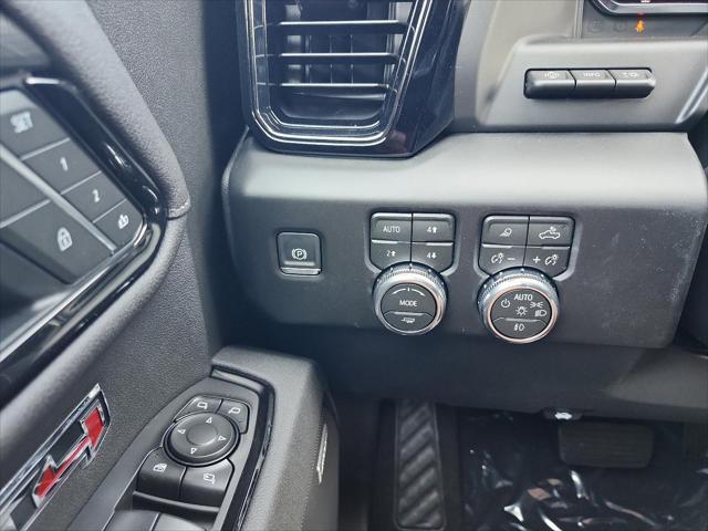 2026 GMC Sierra 1500 Crew Cab, Short Bed, AT4, 4WD