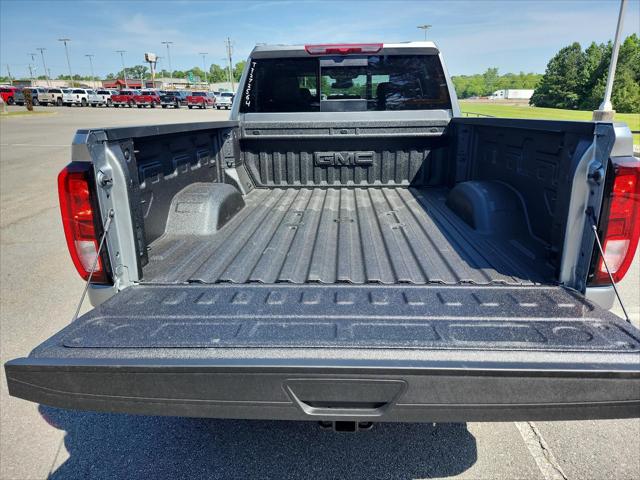 2026 GMC Sierra 2500HD Crew Cab, Standard Bed, SLE, 4WD