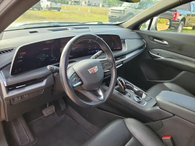 2024 Cadillac XT4 AWD Premium Luxury