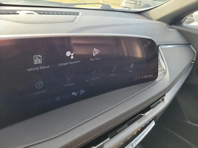2024 Cadillac XT4 AWD Premium Luxury