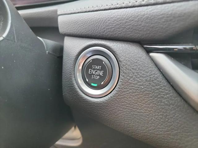 2024 Cadillac XT4 AWD Premium Luxury