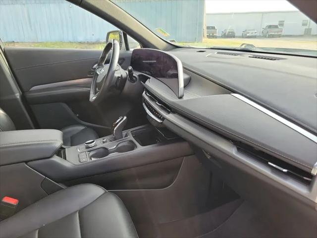 2024 Cadillac XT4 AWD Premium Luxury