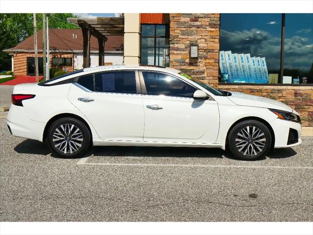 2023 Nissan Altima SV Intelligent AWD for sale in Dover, PA