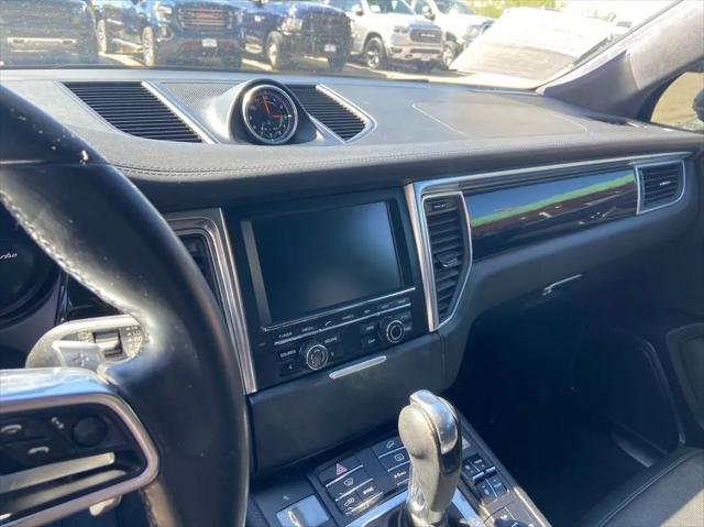 2015 Porsche Macan Turbo