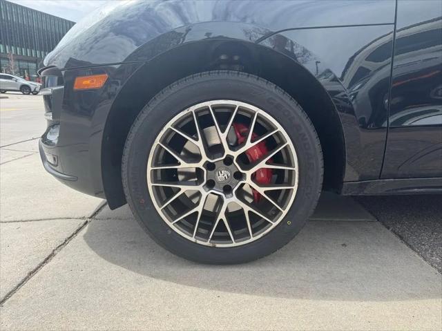2015 Porsche Macan Turbo