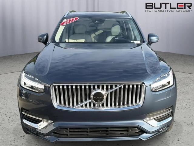 2023 Volvo XC90 B5 Plus