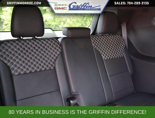 2026 GMC Acadia Denali FWD